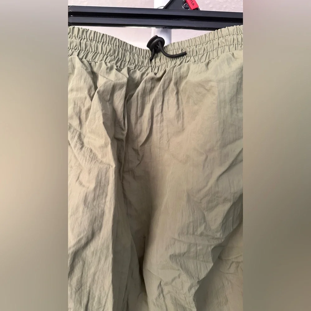 3 Drawstring mini skirts - Picture 11 of 13
